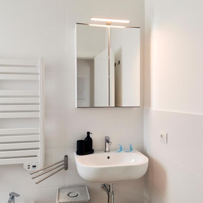 Katablu - One-Bedroom Apartment - 31