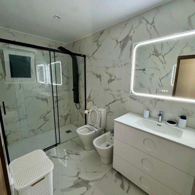 Casa del Roselles - Luxury Flat with Swimming-Pool in Lloret de Mar - Apartamento de 4 dormitorios con vistas a la piscina - 19