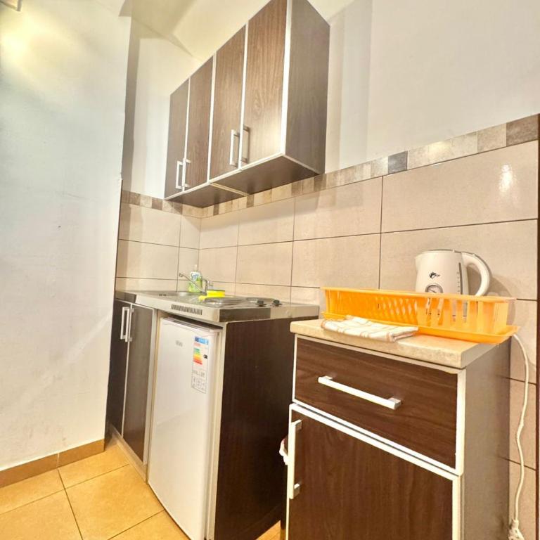 The Four Fish - Apartment - Ground Floor - 5