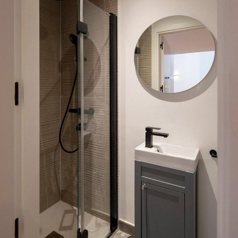 Spectacular apartment Bravo Murillo AC WIFI 2 - One-Bedroom Apartment - 14