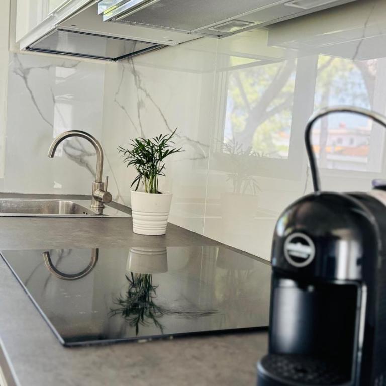 TRILOCALE Riccione in vacanza! - Two-Bedroom Apartment - 2