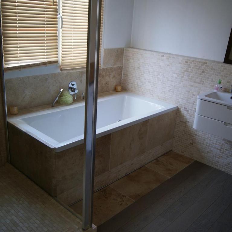 appartement moderne a 10 min du centre - Apartment mit 2 Schlafzimmern - 1