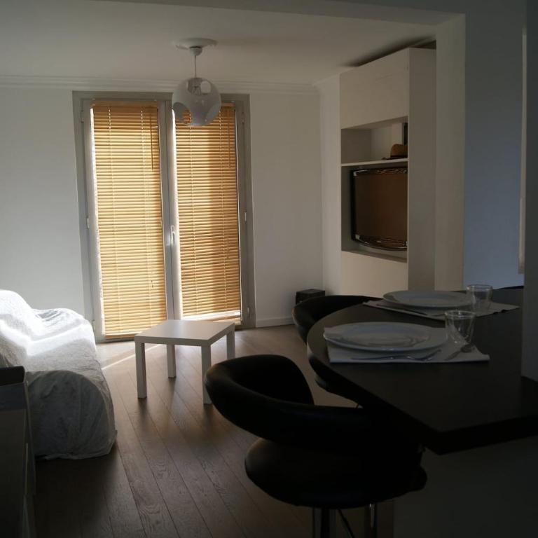 appartement moderne a 10 min du centre - Apartment mit 2 Schlafzimmern - 4