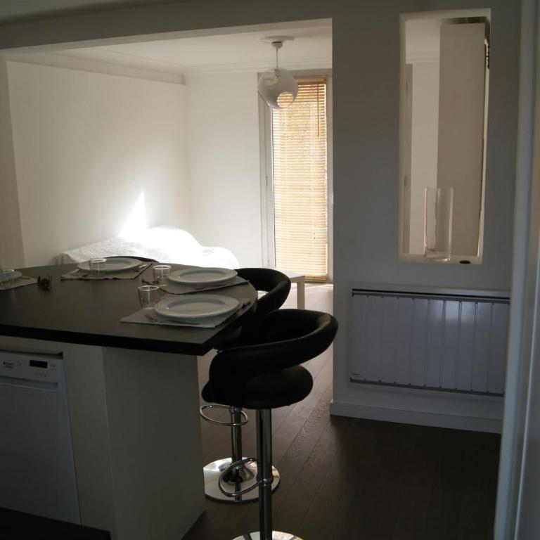 appartement moderne a 10 min du centre - Apartment mit 2 Schlafzimmern - 6