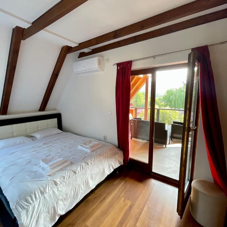 Una Rose - Three-Bedroom Villa - 26
