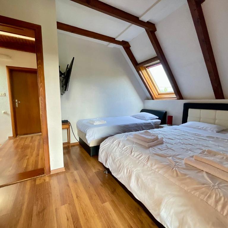 Una Rose - Three-Bedroom Villa - 25
