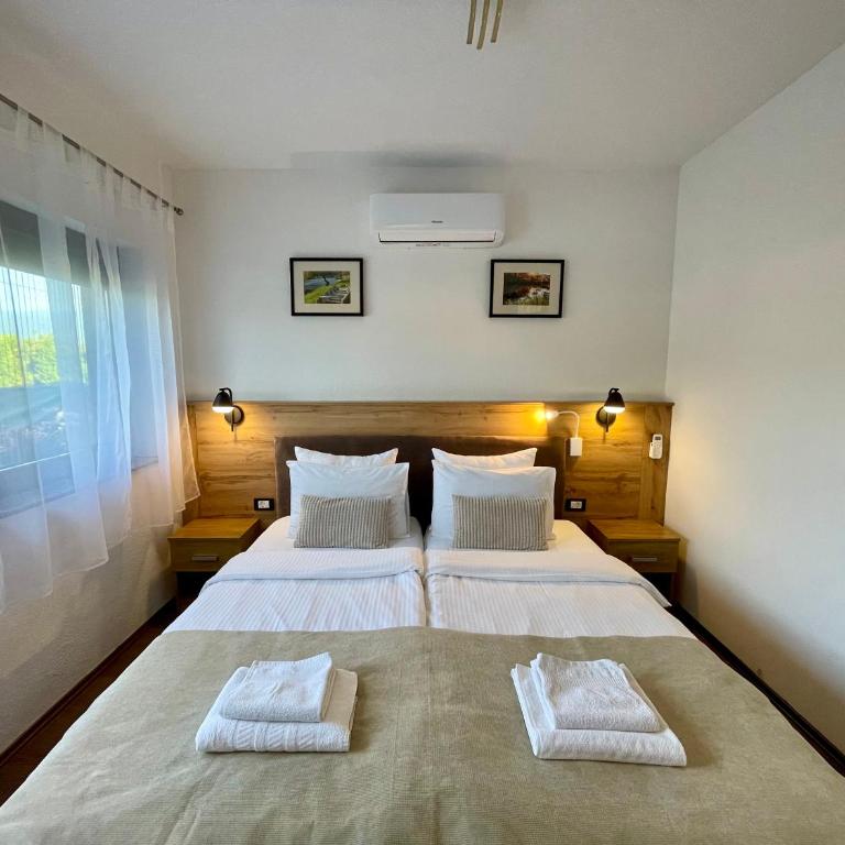 Una Rose - Three-Bedroom Villa - 17