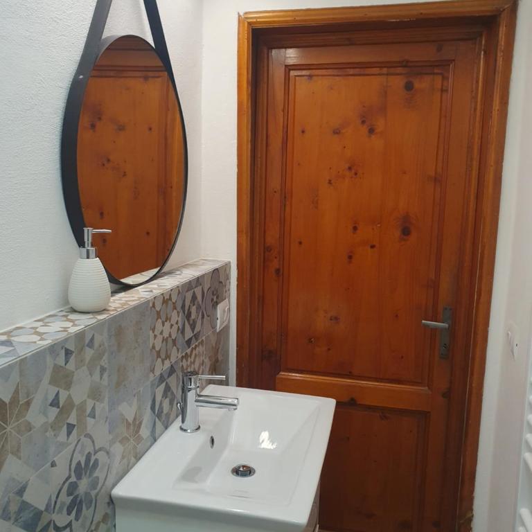 Casa Maki Firenze - Two-Bedroom Standard Apartment - 19