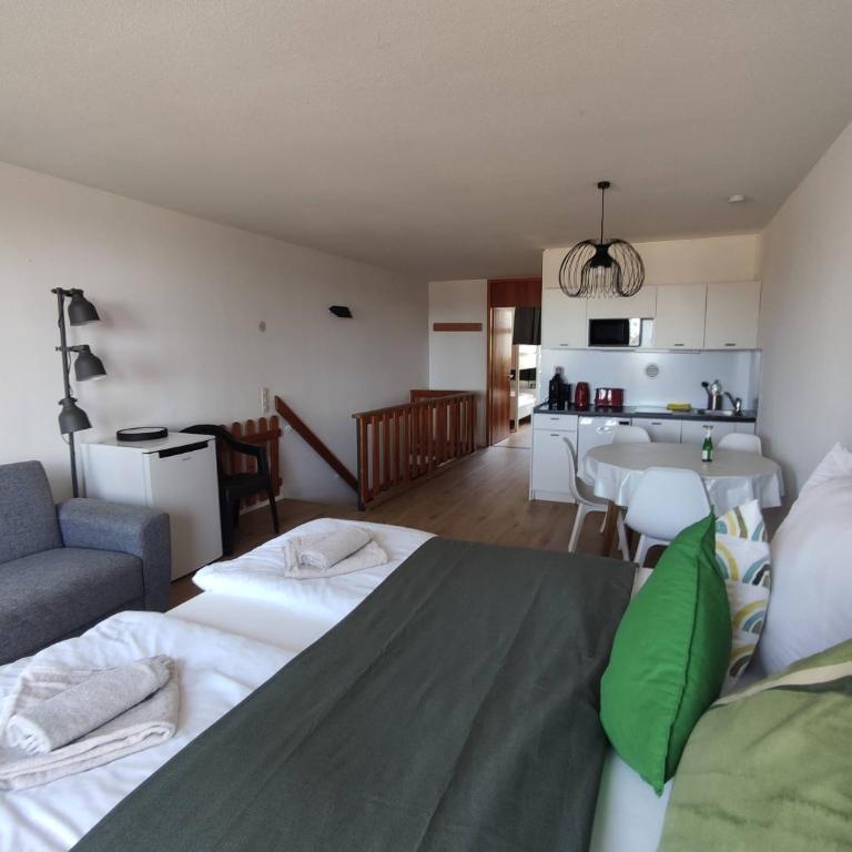 Sauna, Pool und Gartenzugang oder Balkon - Appartement 1 Chambre avec Balcon - 9