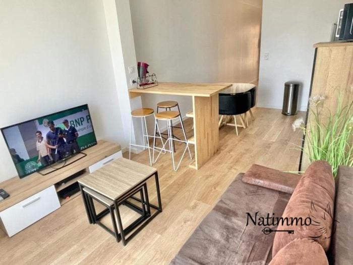 Cap Esterel, T2 pour 4 voyageurs, vue mer, parking et piscine - Apartment mit 1 Schlafzimmer - 7