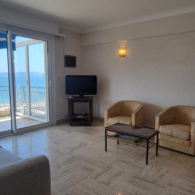 Apartment with terrace at the foot of the beach - Appartamento - 3