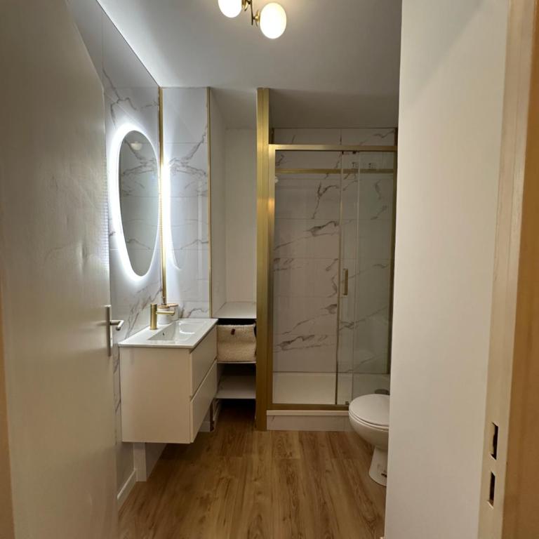 Studio MBS 2- Cosy, Tramway, Wifi, Parking, Equipé - Appartamento con 1 Camera da Letto - 10