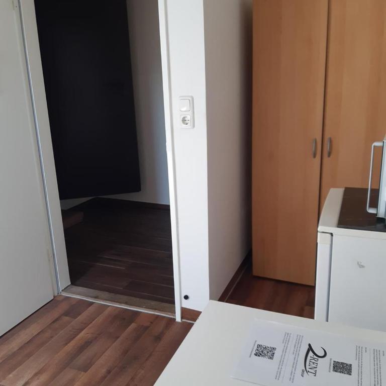 2-Rent Group Hostel Rooms&Apartments EVE168 - Einzelzimmer mit Gemeinschaftsbad - 5