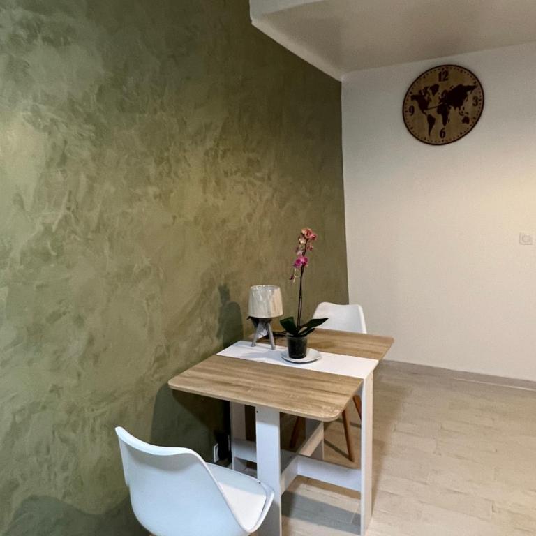T2 climatisé Aix centre - Apartment mit 1 Schlafzimmer und Gartenblick - 2