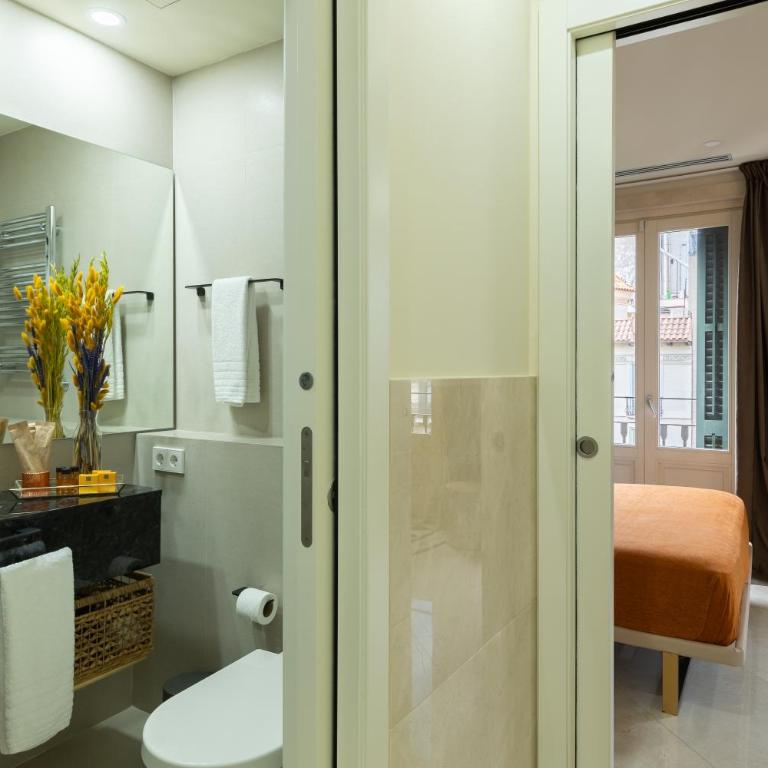 Cosmo Apartments Rambla Catalunya - Superior Three-Bedroom Apartment - 15