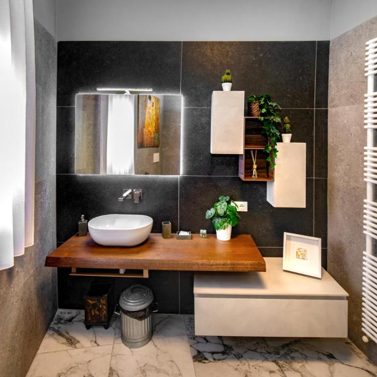 Suite Scacco Terrazza Vista Torre degli Sciri - Appartamento con 2 Camere da Letto - 32