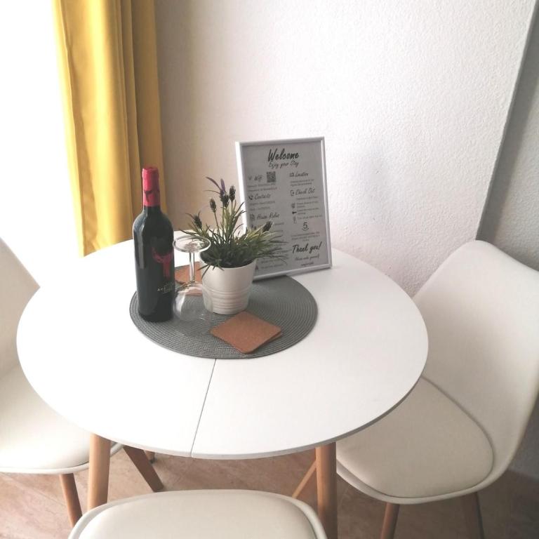Studio Apt Aguila, Benalmadena - Estudio con balcón - 10