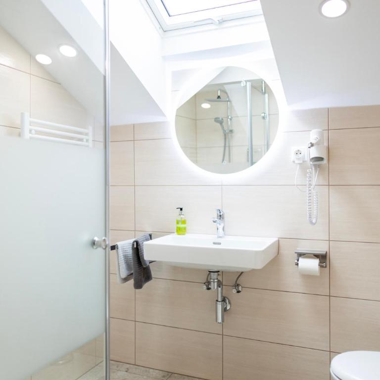 Erlebnishaus Spiess - Doppelzimmer mit Balkon - 6