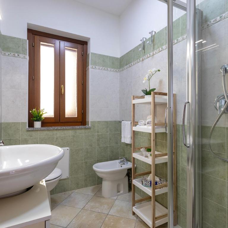 Superior Apt Elegante Terrazza & Parcheggio Privato - Centrale e Vicino al Mare - Two-Bedroom Apartment - 27