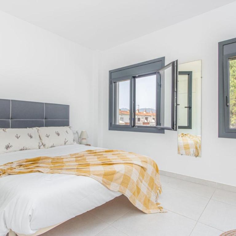 Milenial Immo Triangle - House with barbecue and swimming pool - Casa de 2 dormitorios - 1