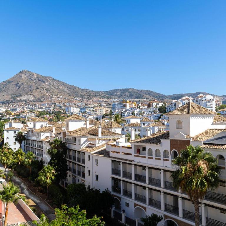 Beautiful Apartment In Benalmadena - Apartment - 4