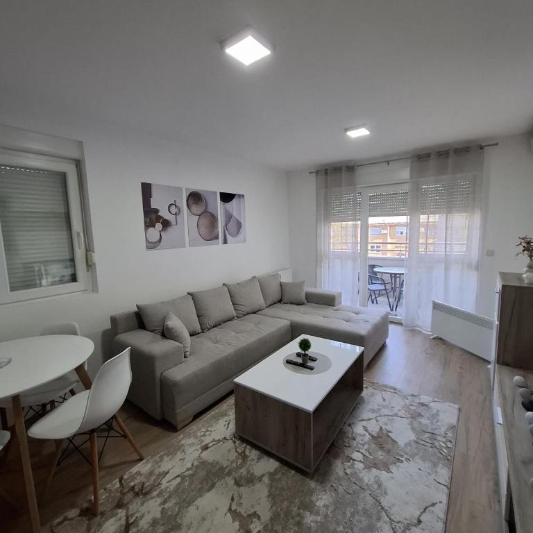 Apartmani Bojković - One-Bedroom Apartment - 1