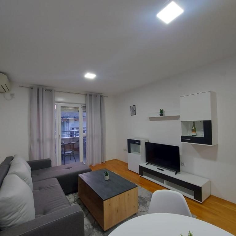 Apartmani Bojković - One-Bedroom Apartment - 4