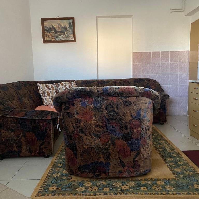 Lav Apartments - One-Bedroom Apartment - 13