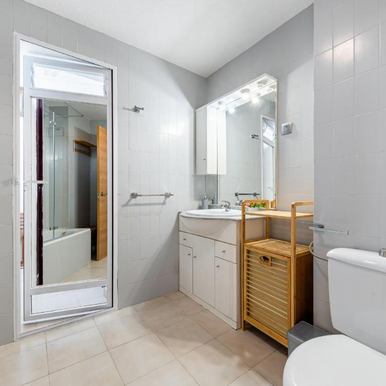 Apartament z widokiem na morze 250 m od plaży - One-Bedroom Apartment - 9