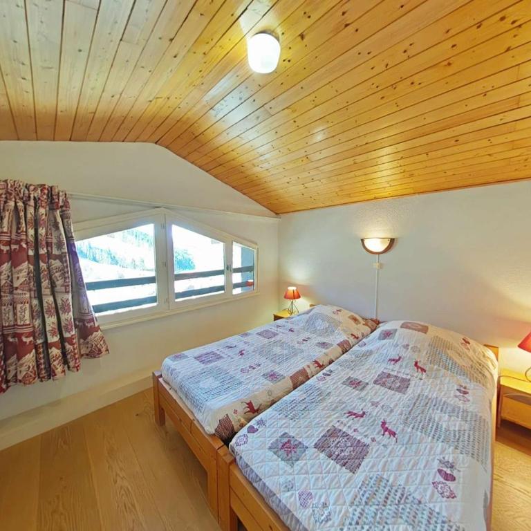 Appartement ensoleillé 3 pièces - 6 pers avec cheminée au Grand Bornand, proche des pistes - FR-1-241-117 - Apartment (6 Erwachsene) - 12