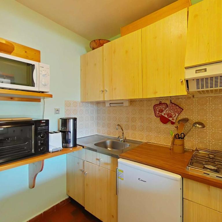 Studio confortable - Proche télécabine - 4 personnes - FR-1-241-65 - Apartment (4 Adults) - 6