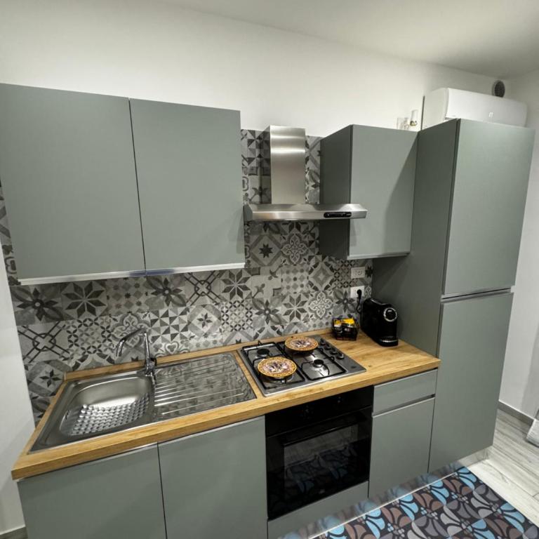 AlbaHouse - Appartamento con 2 Camere da Letto - 7