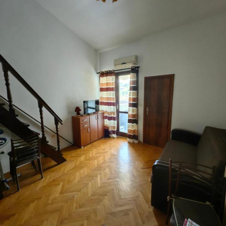 Small duplex near beach - Apartman sa 2 Spavaće Sobe - 3