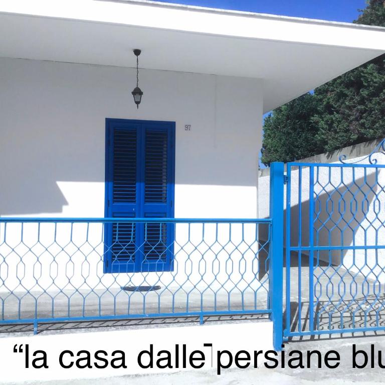 La casa dalle persiane blu - Two-Bedroom House - 1