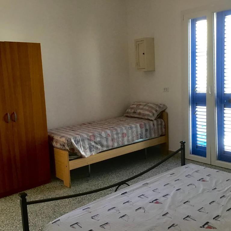 La casa dalle persiane blu - Two-Bedroom House - 3