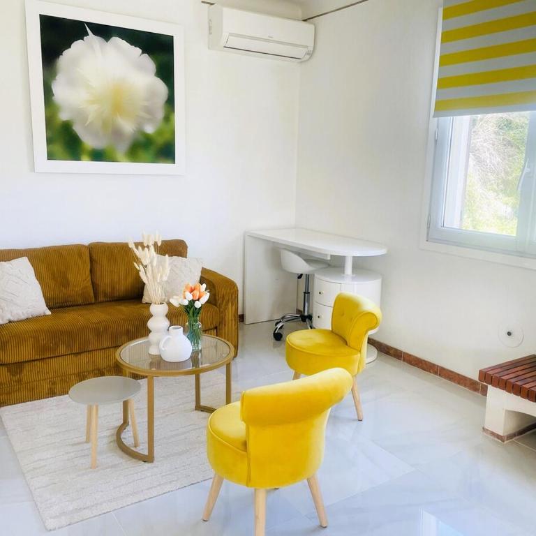 Villa indépendante, lumineuse, clim, wifi et jardin - Villa con 2 Camere da Letto - 2