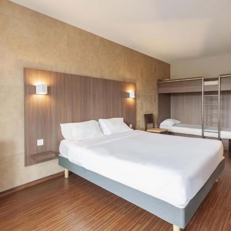B&B HOTEL Saint Jean de Luz - Chambre Familiale - 7