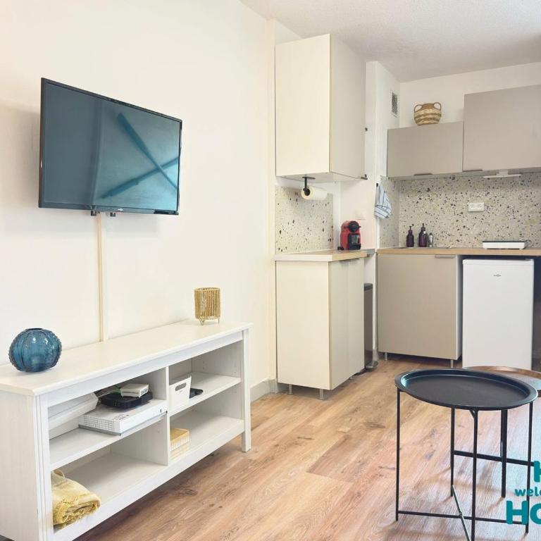 Le studio de Lou, 4 couchages Mer & Port - Appartement avec Balcon - 6