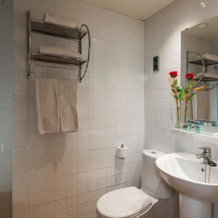 4R Miramar Calafell - Habitación Doble Estándar (2 adultos) - 3