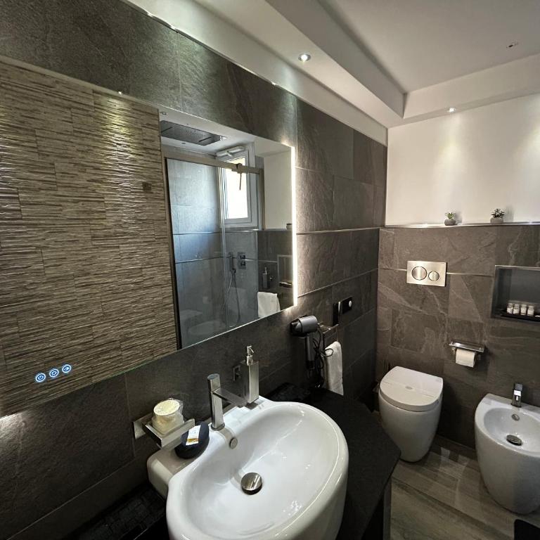 B&B GarbaCity-Inn - Camera Matrimoniale con Bagno Privato - 31