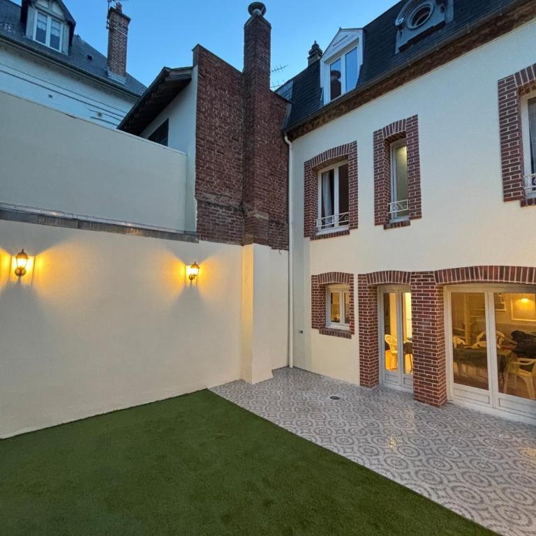 CASA BELLA - MAISON DE VILLE 4 Chambres - Maison 4 Chambres - 17