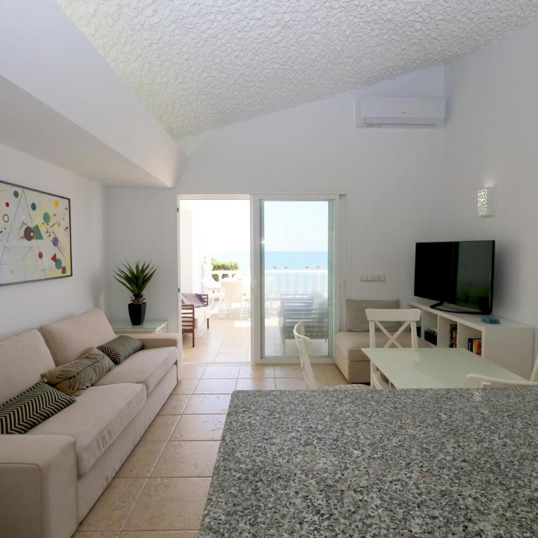 Beach House with Direct Beach Access and community Pool, Estepona - Casa Unifamiliar de 2 dormitorios - 4