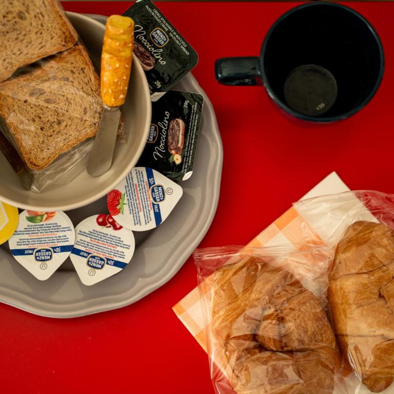 AJ Suite and Breakfast - Camera Matrimoniale con Bagno Privato - 39
