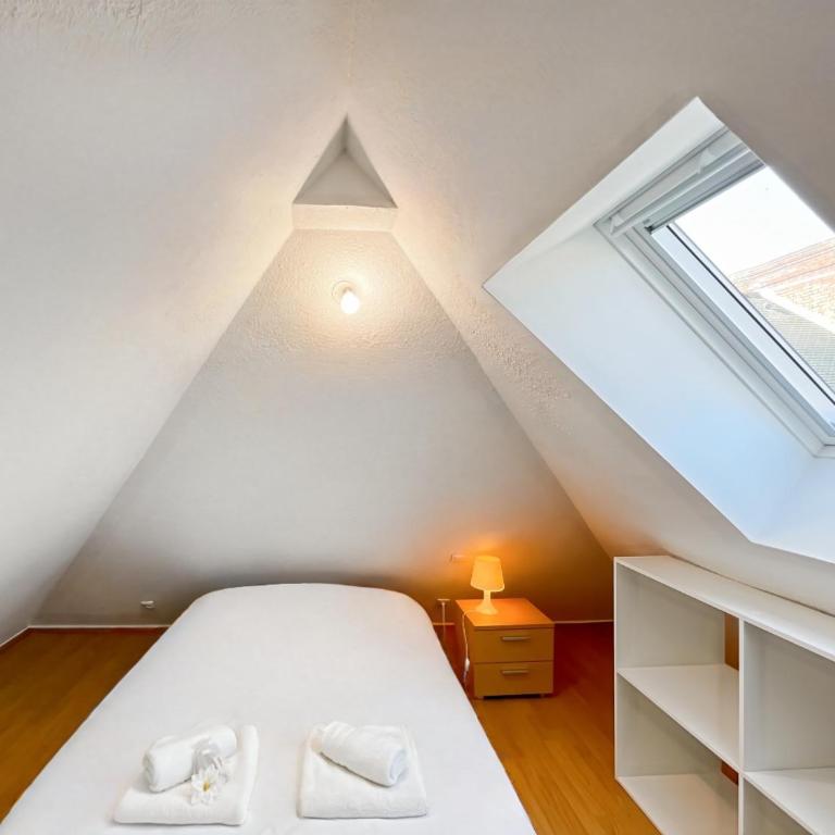 Adamite - Centre Historique - Proche gare - Calme - Appartement 1 Chambre - 2