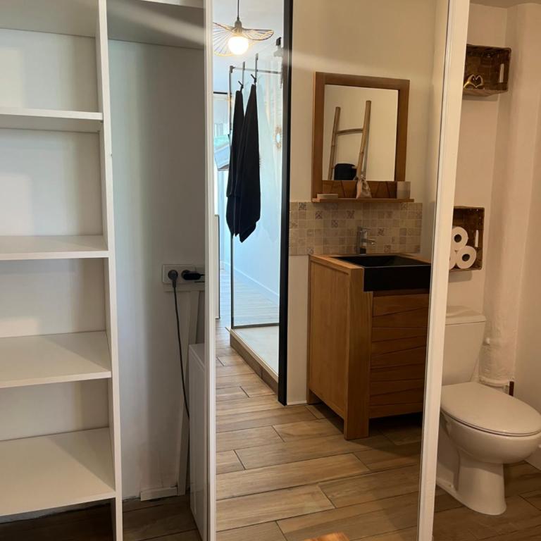 InstantNu - One-Bedroom Apartment - 11