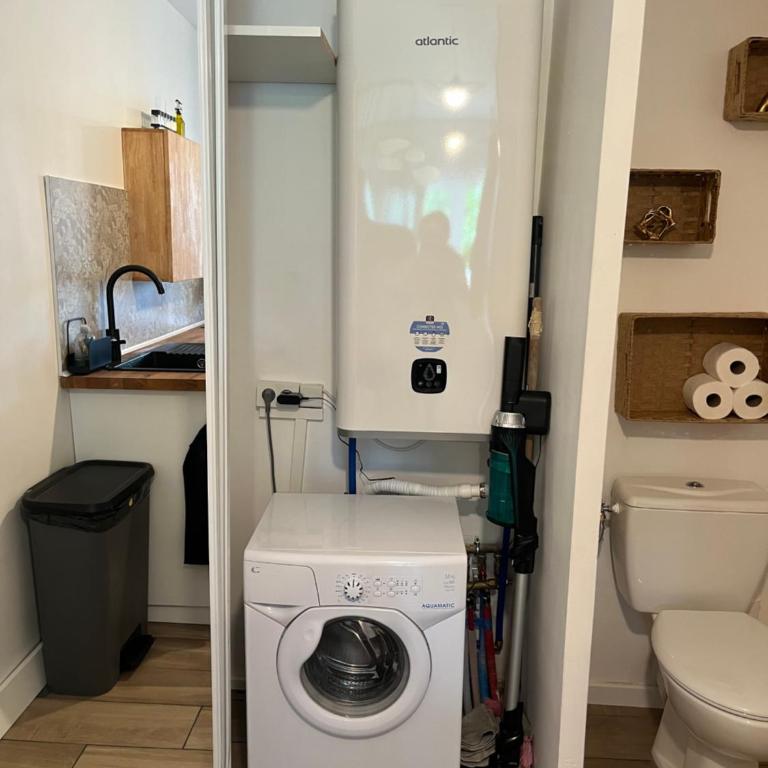 InstantNu - One-Bedroom Apartment - 10