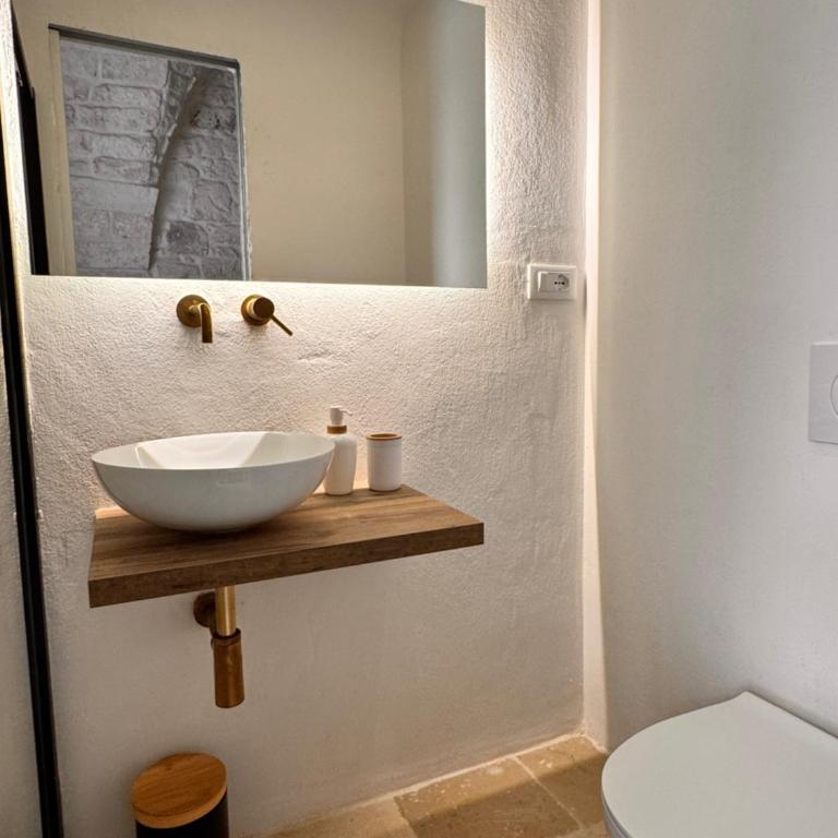 Bianca Ostuni - One-Bedroom House - 4