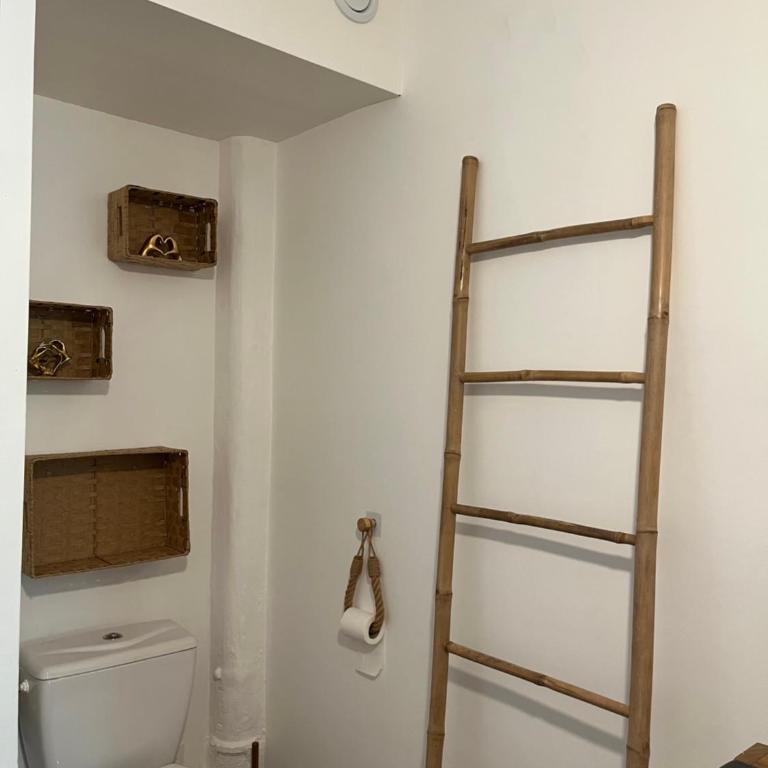 InstantNu - One-Bedroom Apartment - 12
