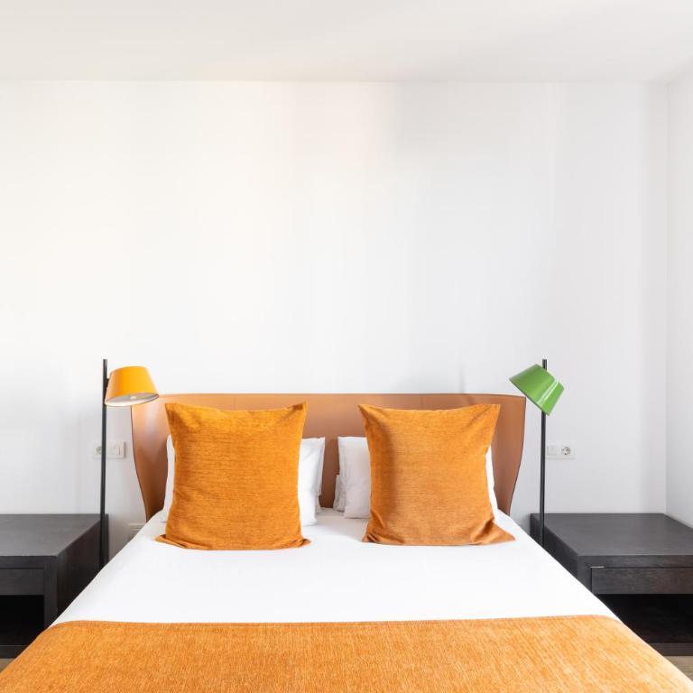 Cosmo Apartments Passeig de Gràcia - Three-Bedroom Apartment (6 Adults) - 15