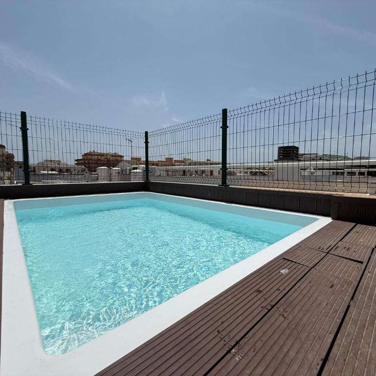 Nuevo y céntrico apartamento de playa - Two-Bedroom Apartment - 28